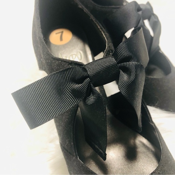 Bow tie vintage inspired black high heels - Picture 4 of 6